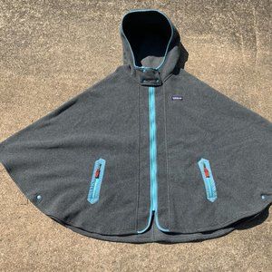 Patagonia Lightweight Synchilla Fleece Poncho! Rare find - XS/S